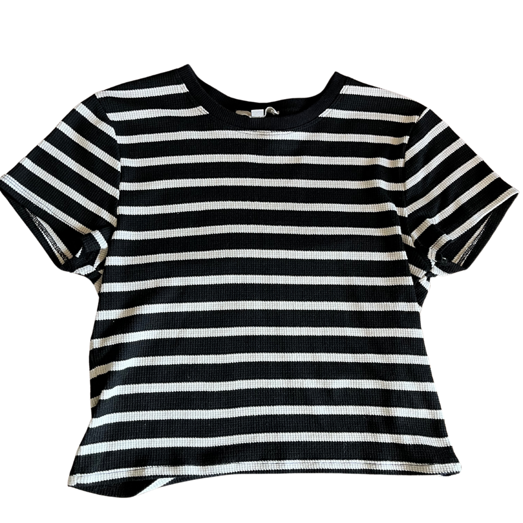 Striped black tee - L