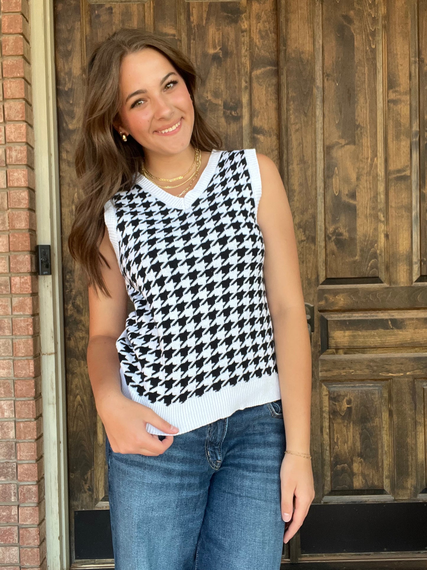 Black&white checkered vest