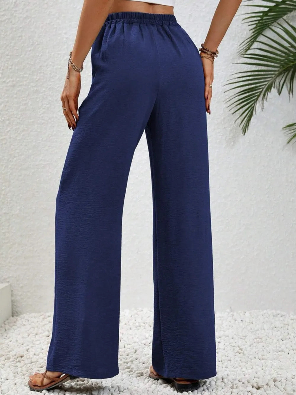 Navy wide leg pant- L