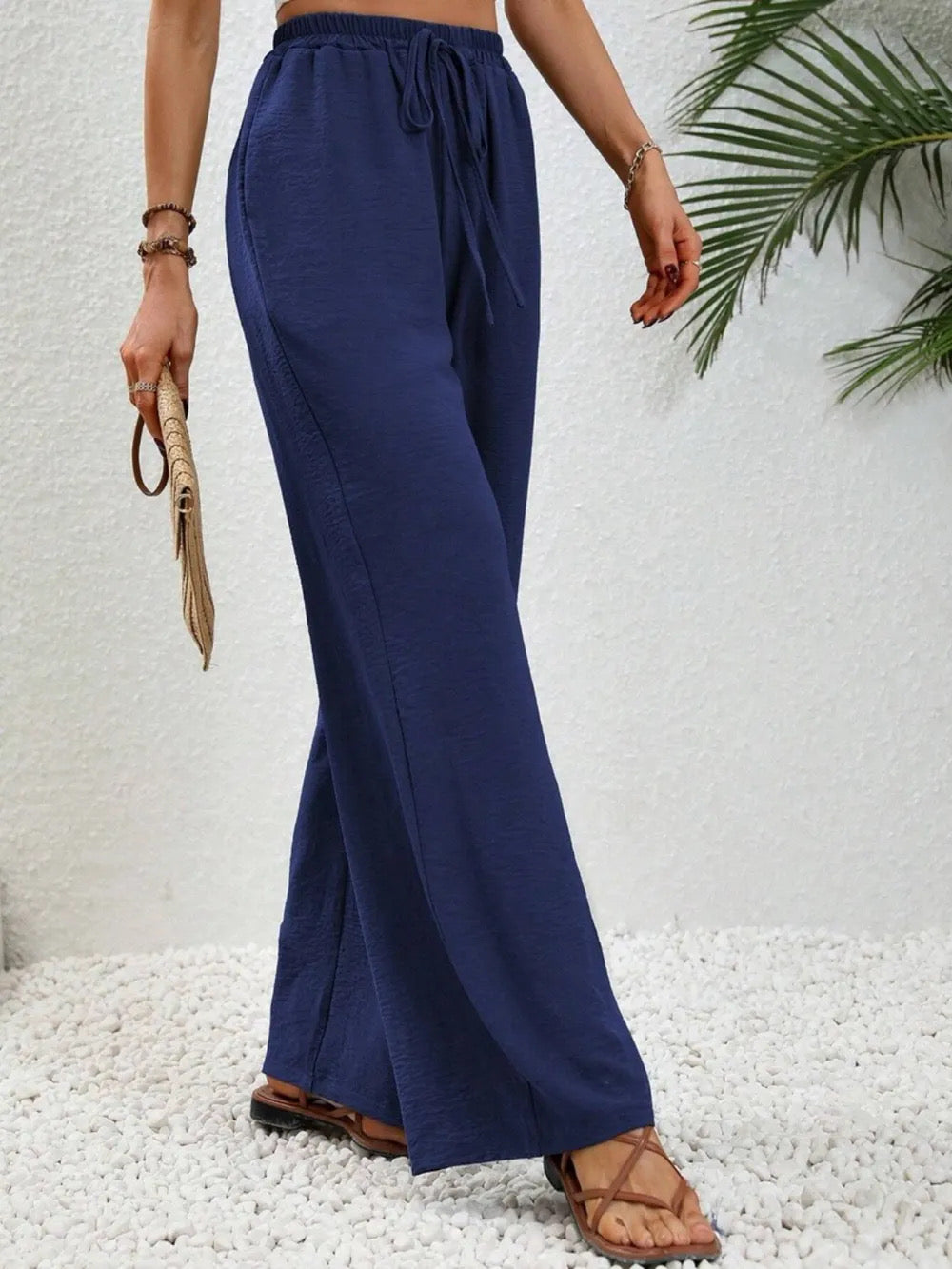 Navy wide leg pant- L
