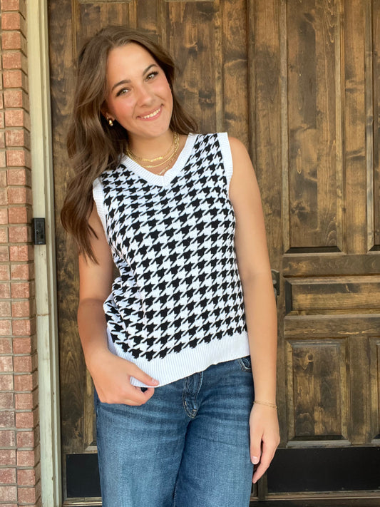 Black&white checkered vest